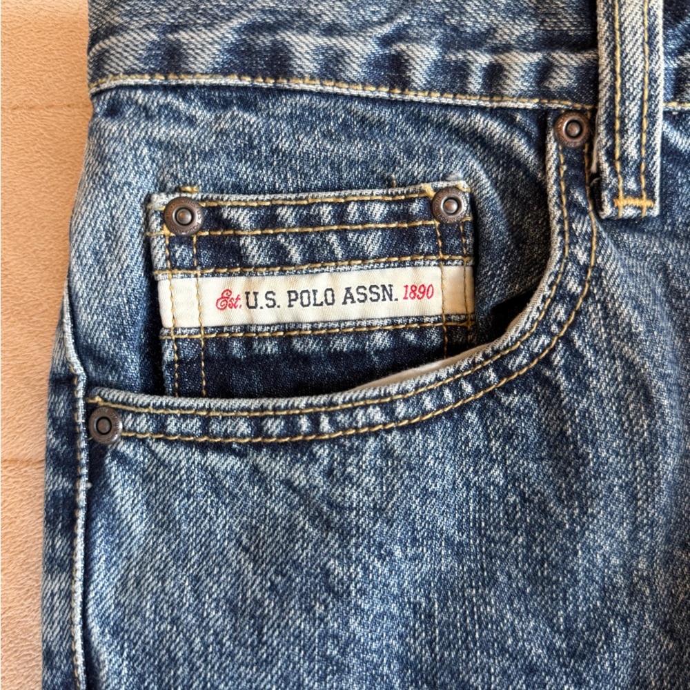 U.S. Polo Assn.1890 Men's Classic Denim Straight Jeans - Picture 5 of 6